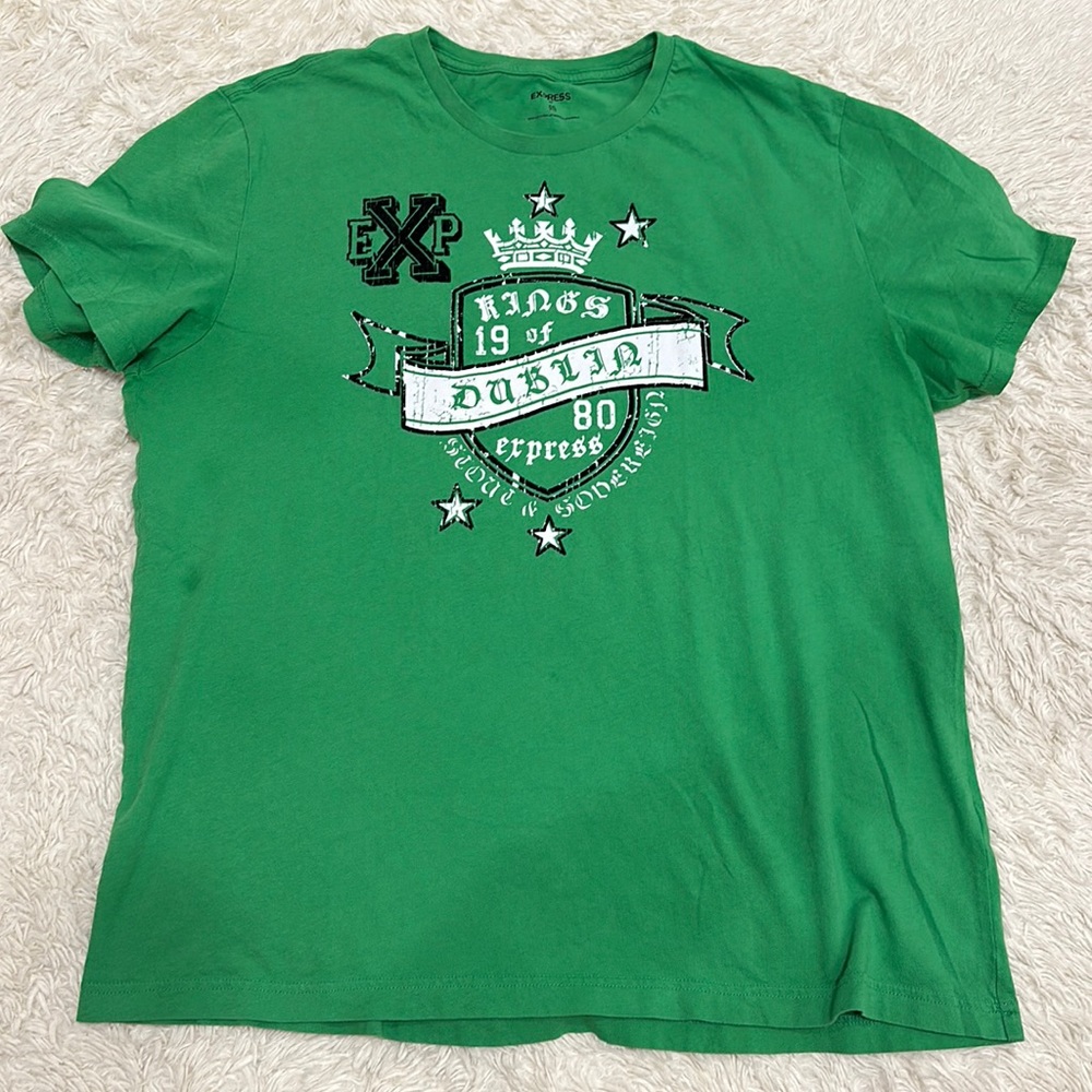 T Shirt